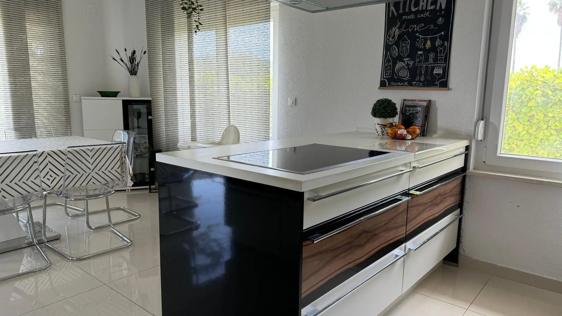 Big Beachfront Apartment Smokvica In Trogir Croatia